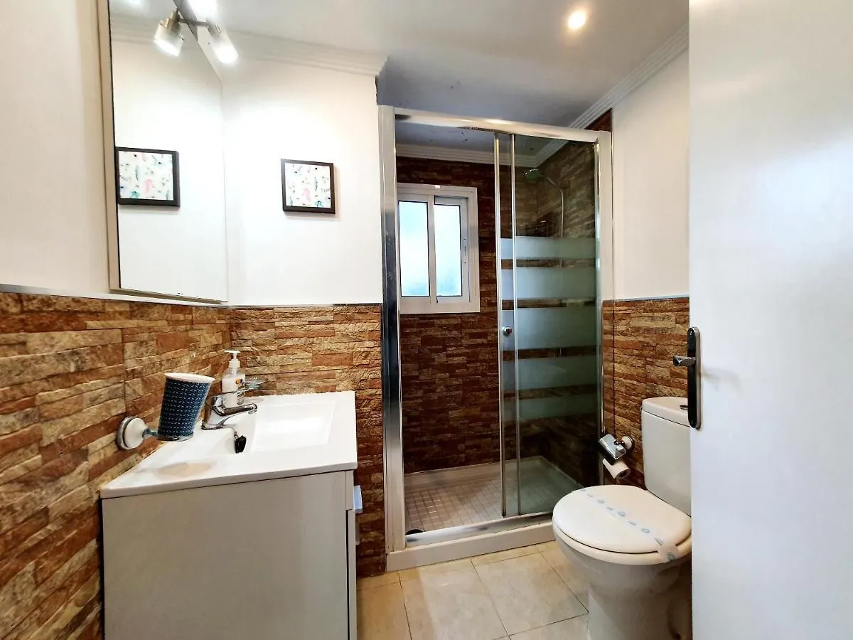Low Cost Rooms Fuengirola 0*,